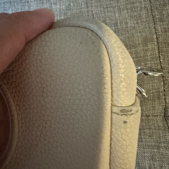 Tory Burch Cream Leather Pouch - Picture 2 of 4